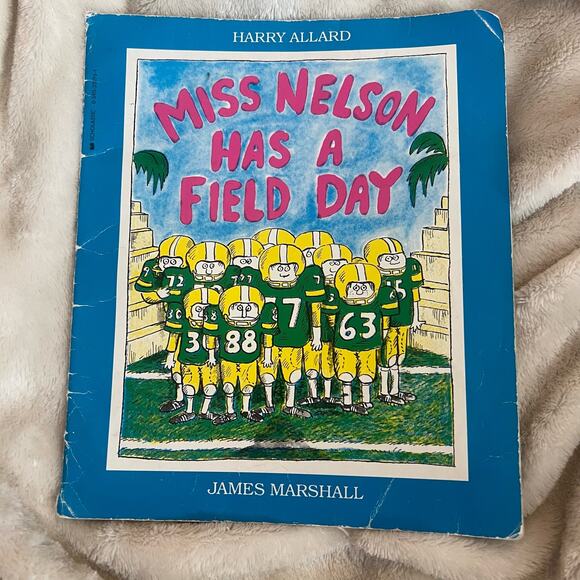 $3/14 / 5/18 📚| Vintage Children’s Picture Book, Miss Nelson has a Field Day - Picture 1 of 10
